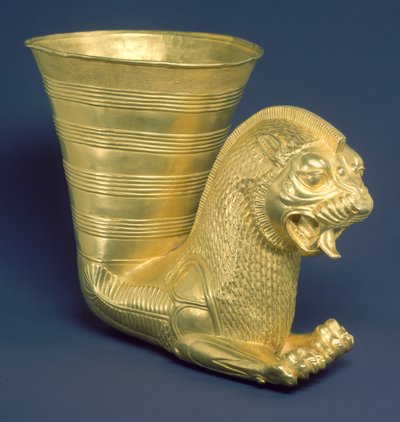 Gefäß mit dem Vorderteil eines fantastischen löwenartigen Wesens, ca. 5. Jahrhundert v. Chr. von Achaemenid